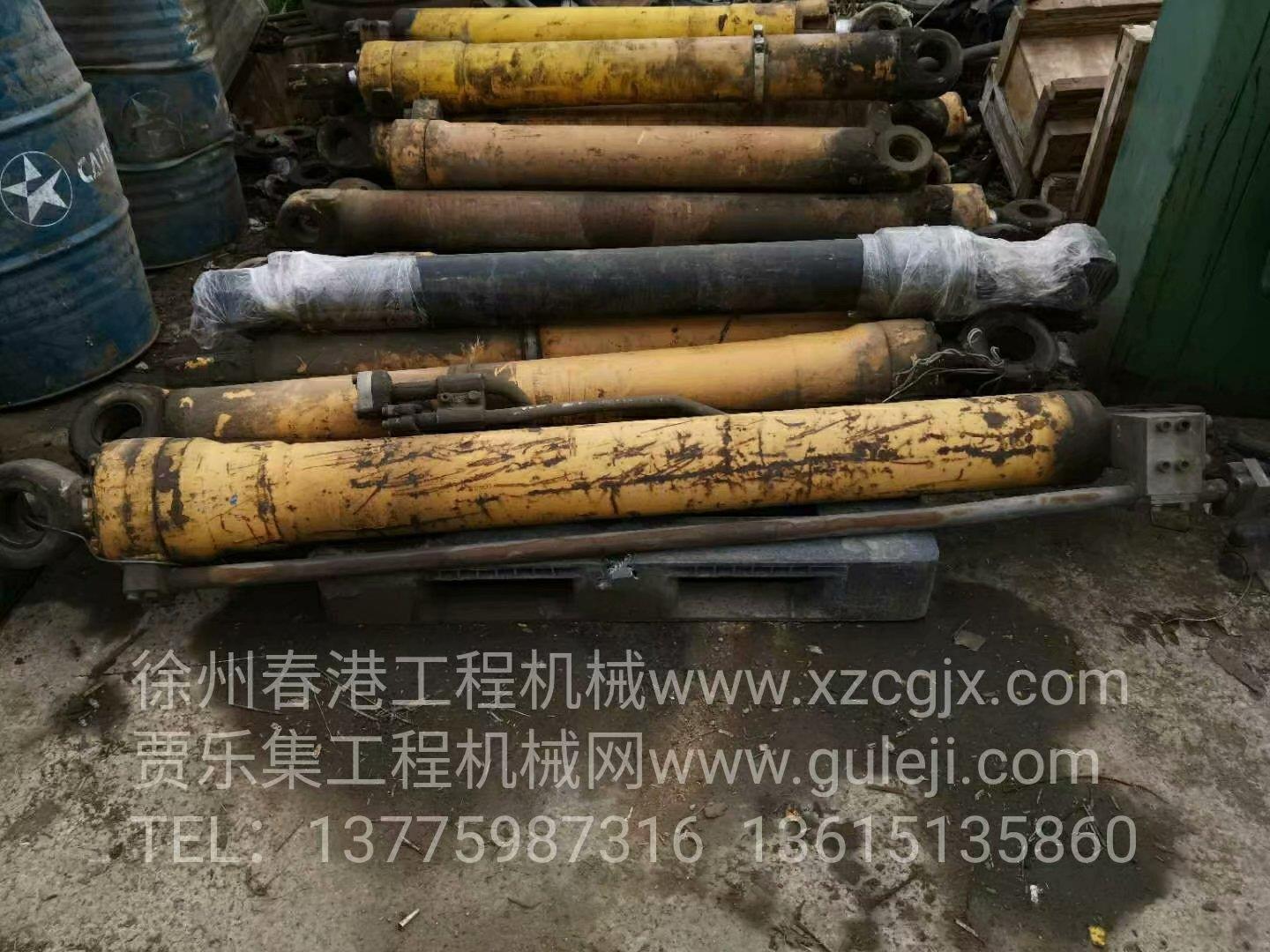 利勃海尔拆车大小臂油缸总成