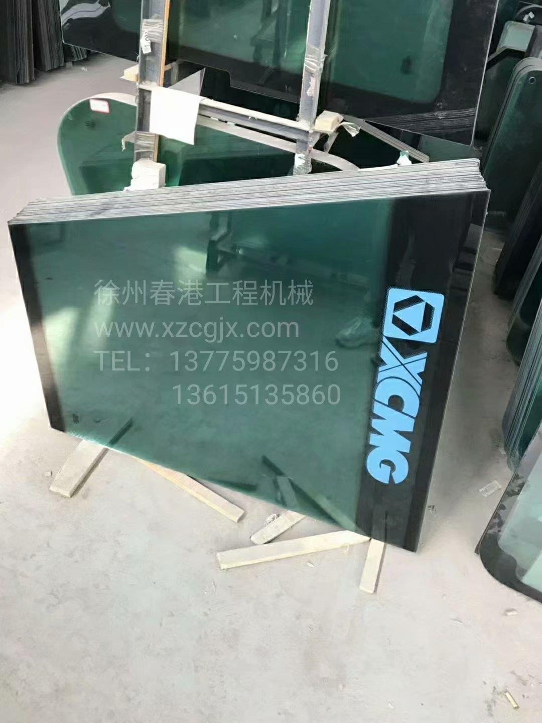 XCMG徐工工程机械驾驶室玻璃