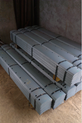 各种品牌机型平地机刀板