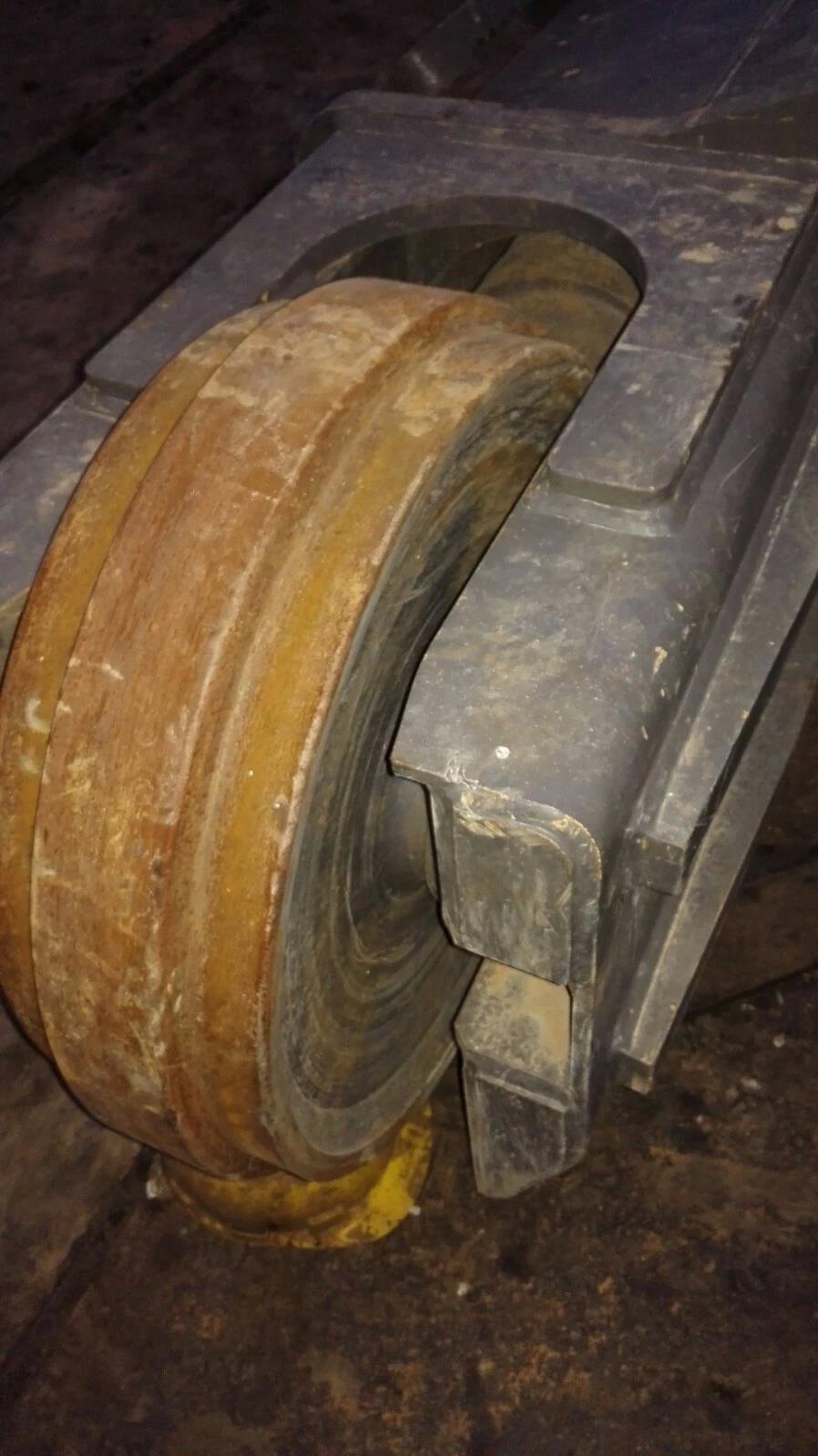 沃尔沃 480 挖机拆车配件