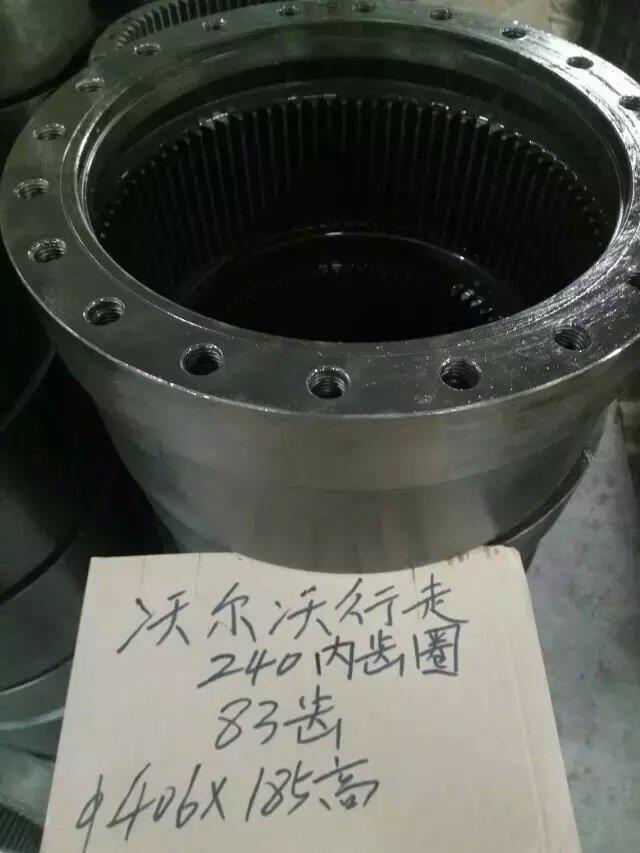 沃尔沃240行走内圈