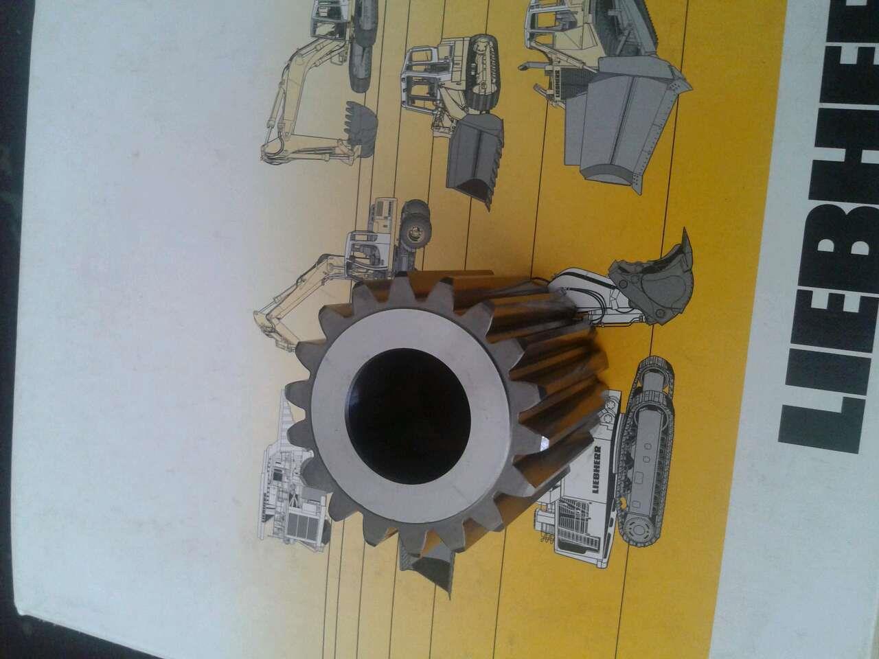 利勃海尔944回转减速二级总成