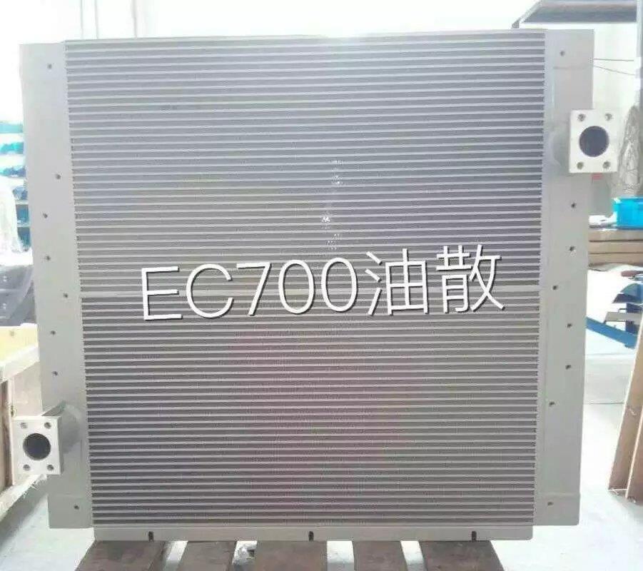volvo700液压油散热器