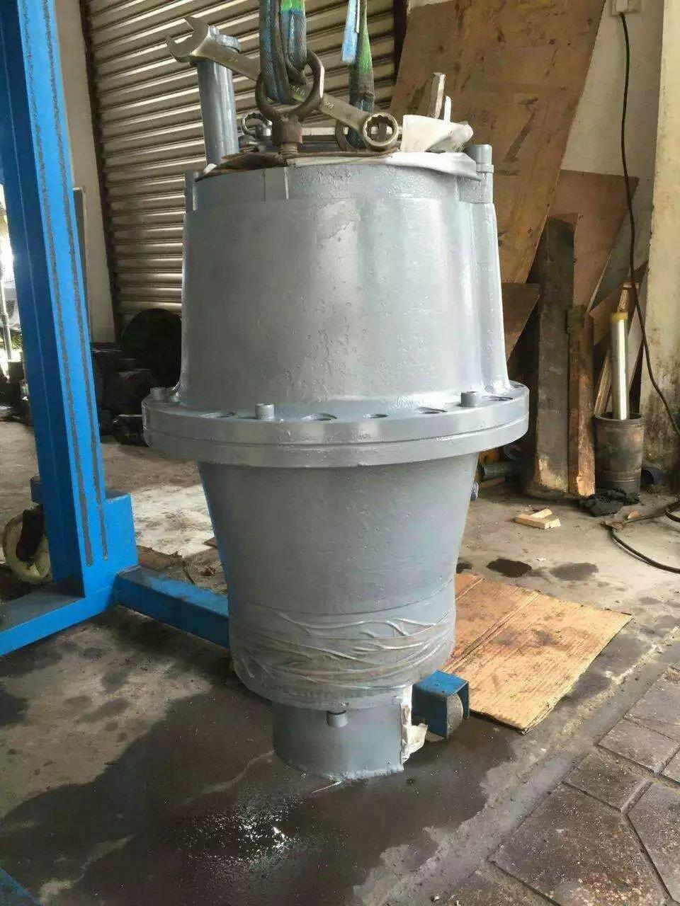 利勃海尔944B回转减速箱总成