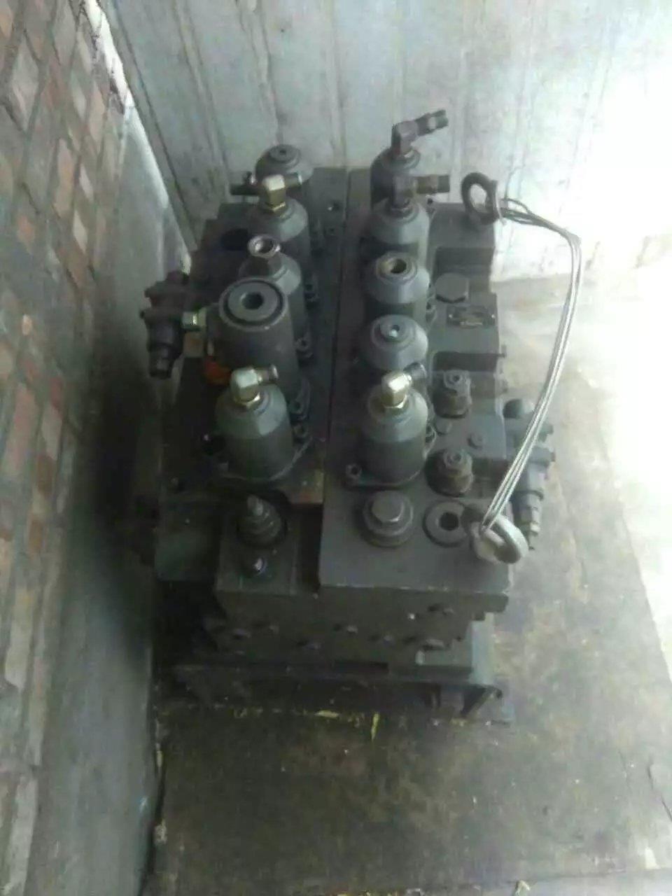 沃尔沃360BLC拆车主控阀