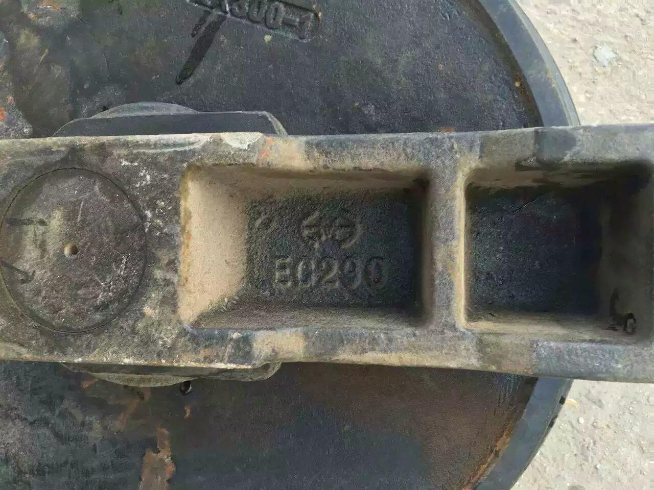 沃尔沃挖机290引导轮