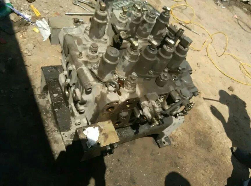 沃尔沃360拆车主控阀总成