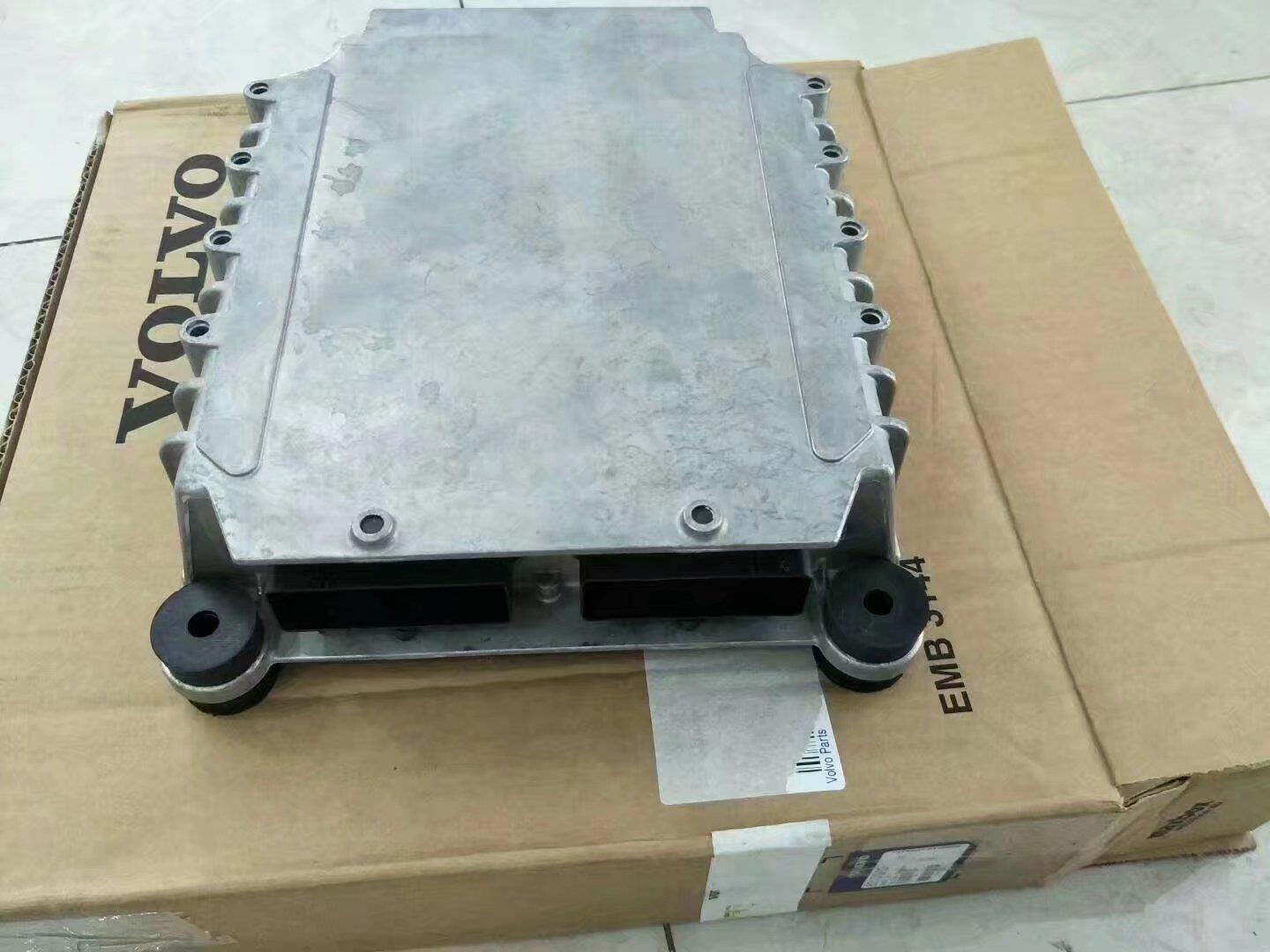 沃尔沃挖掘机EC240 电脑板