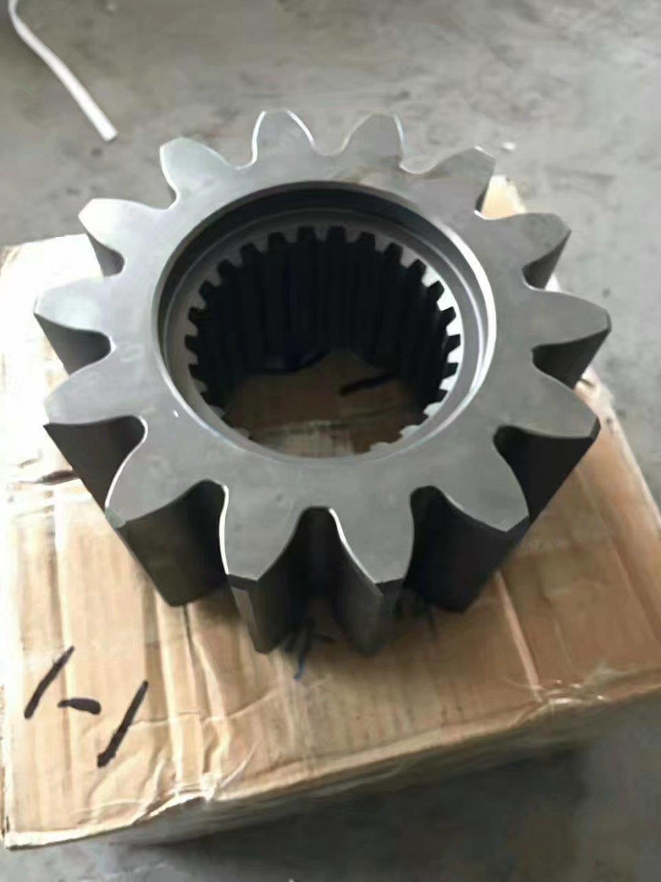 沃尔沃460回转立轴