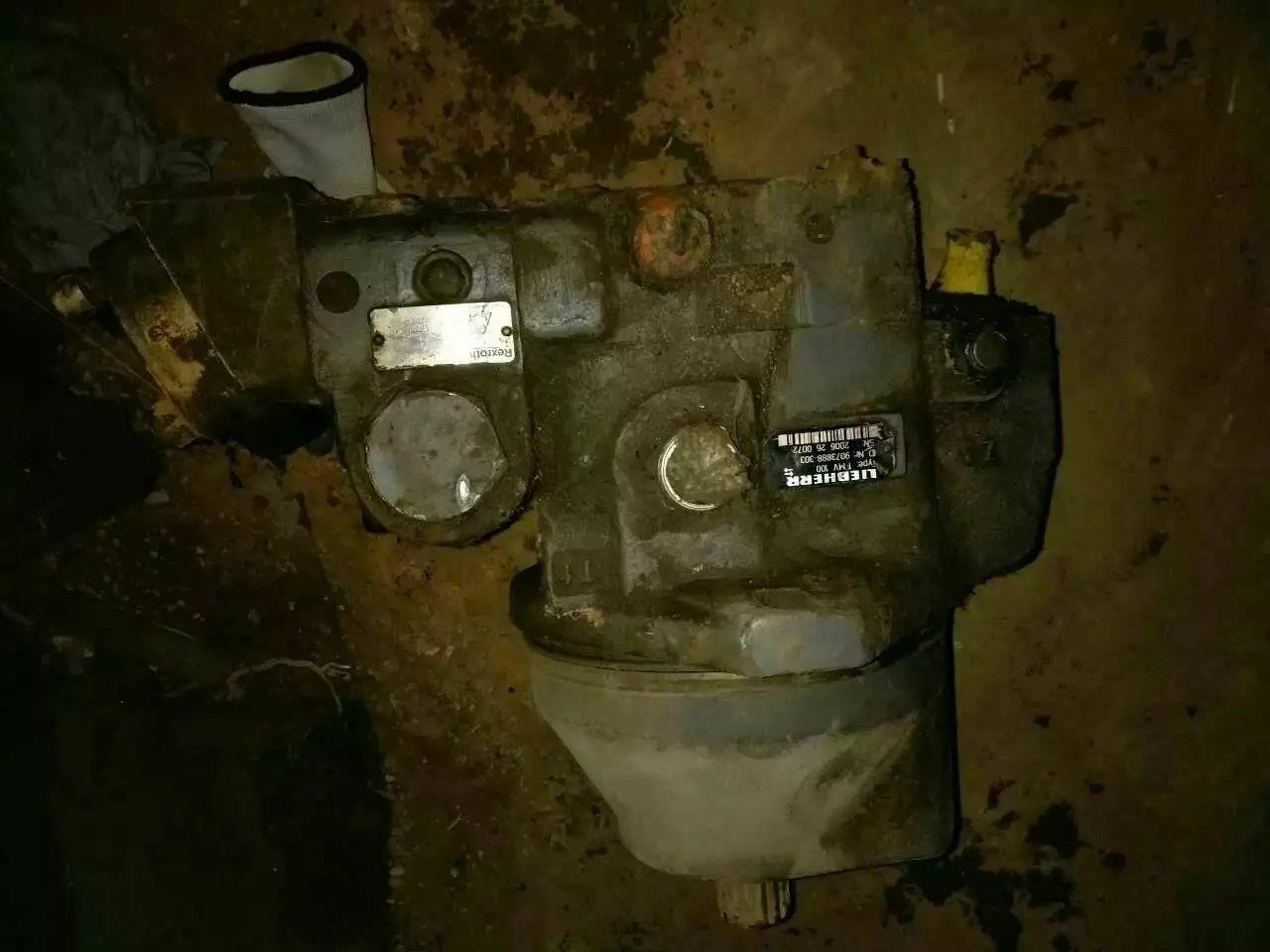 利勃海尔944拆车行走马达