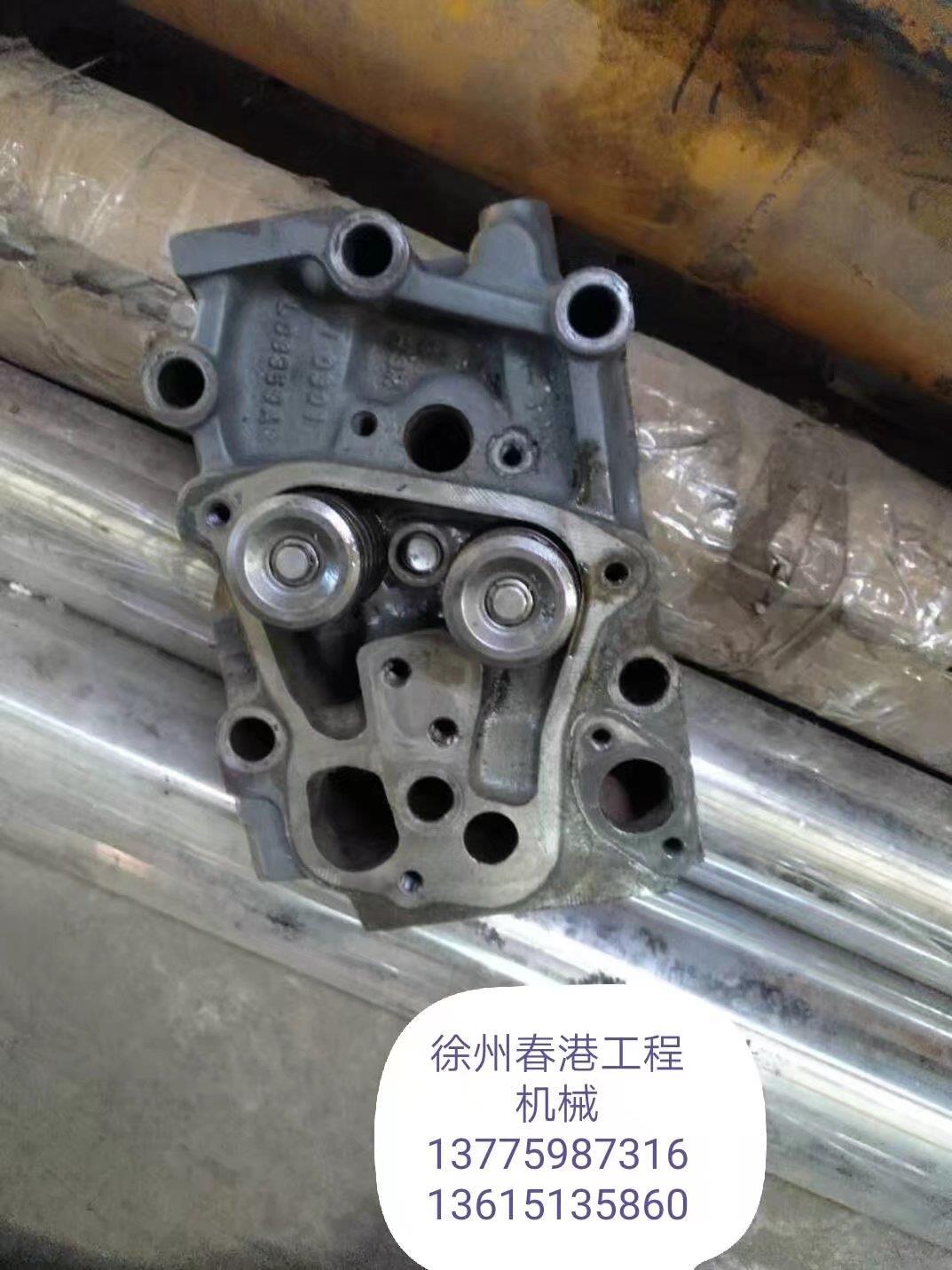 利渤海尔944B拆车缸盖