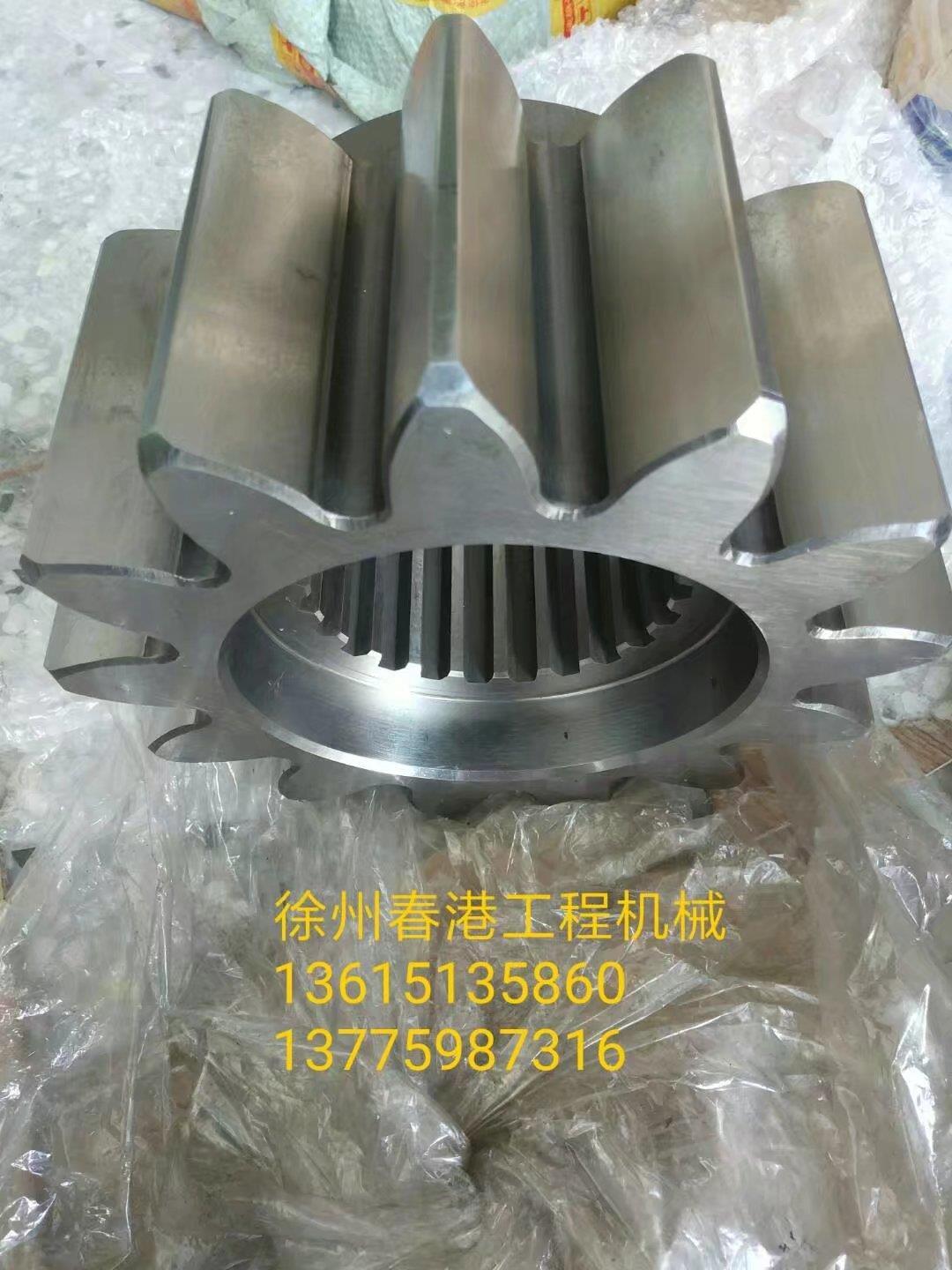 沃尔沃700回转立轴大齿